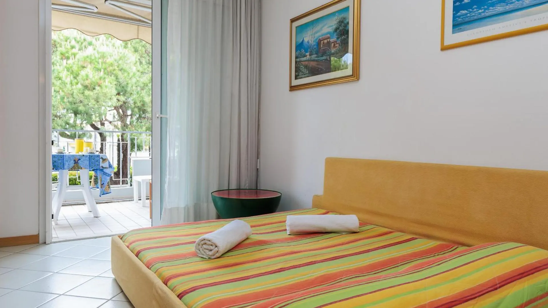 Jesolo Beach! Fronte Mare - Piscina Park E Posto Spiaggia Inclusi 0*, Lido di Jesolo Itália