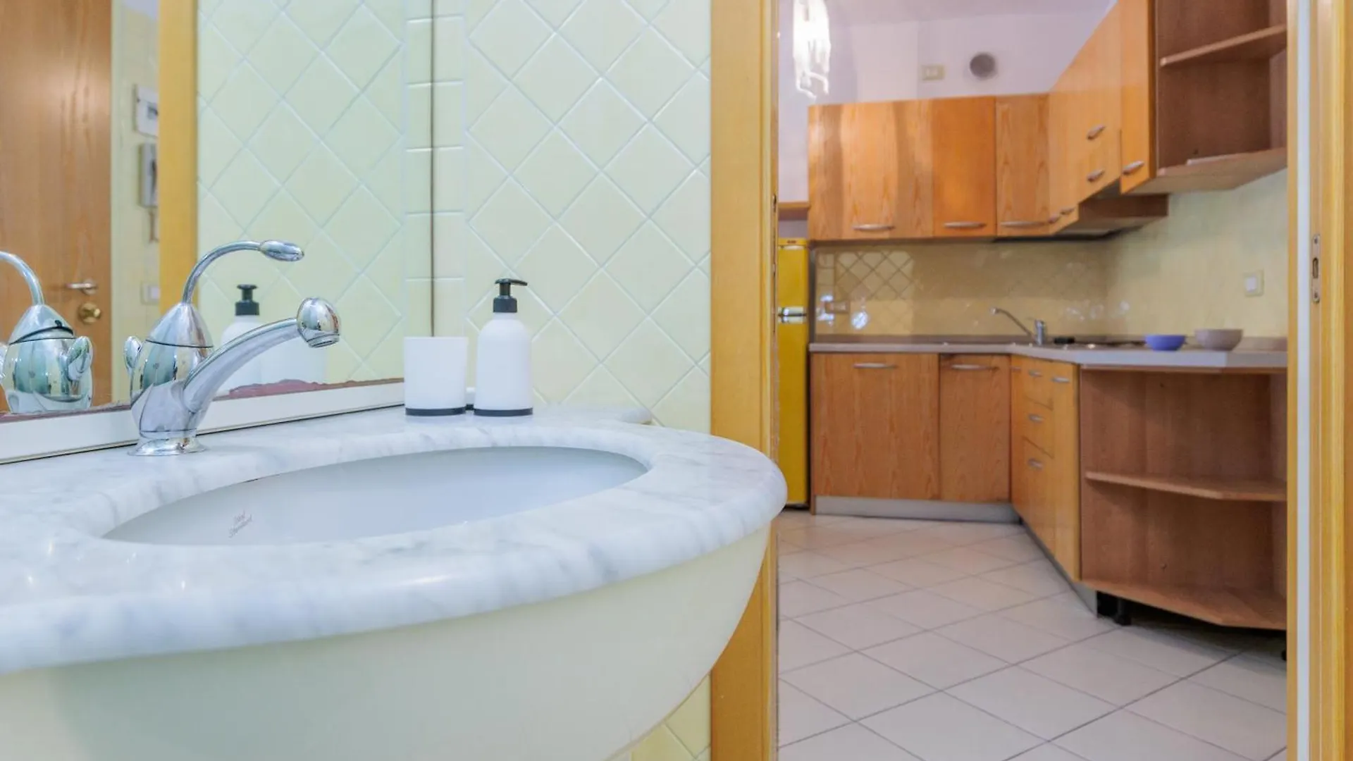 Apartament Jesolo Beach! Fronte Mare - Piscina Park E Posto Spiaggia Inclusi