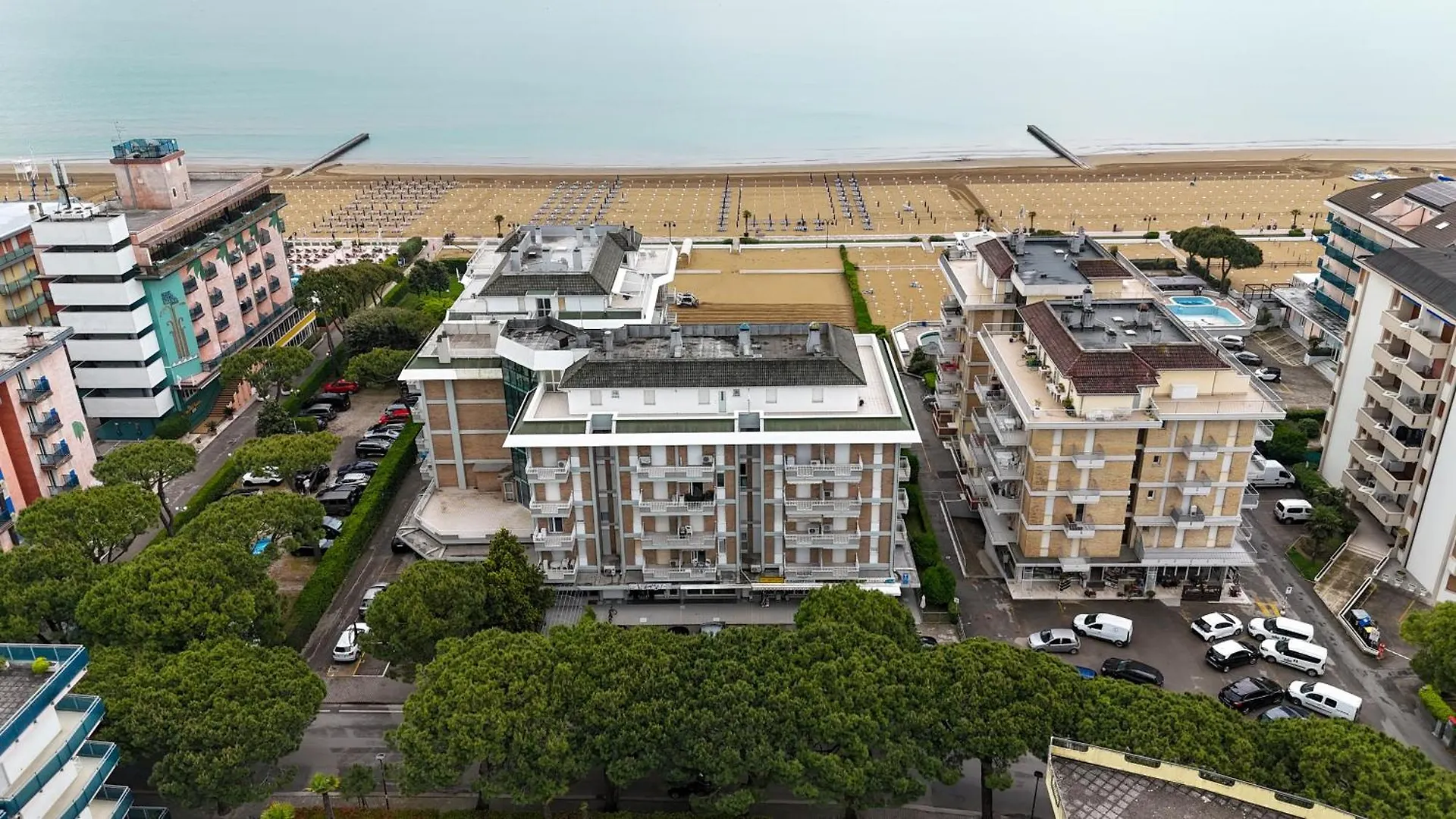 Jesolo Beach! Fronte Mare - Piscina Park E Posto Spiaggia Inclusi 0*, Lido di Jesolo